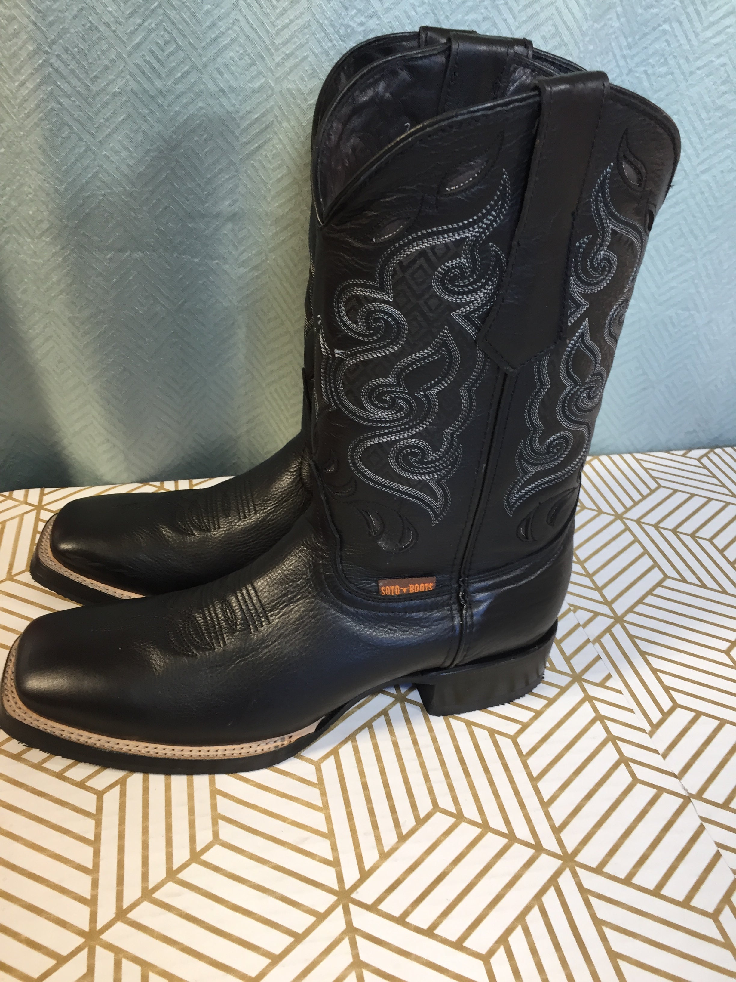 Soto Boots Men's Square Toe Cowboy Boots - Black US 10.5 *With Tags* (7776190660846)